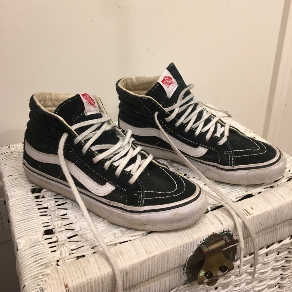 Classic sk8 high top vans size 5.5